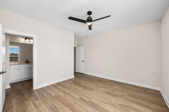 Building Photo - 3031 Sunmoon Ln