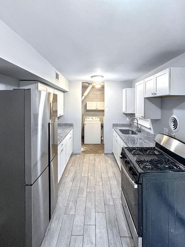 Foto del edificio - 3355 Dill Ave