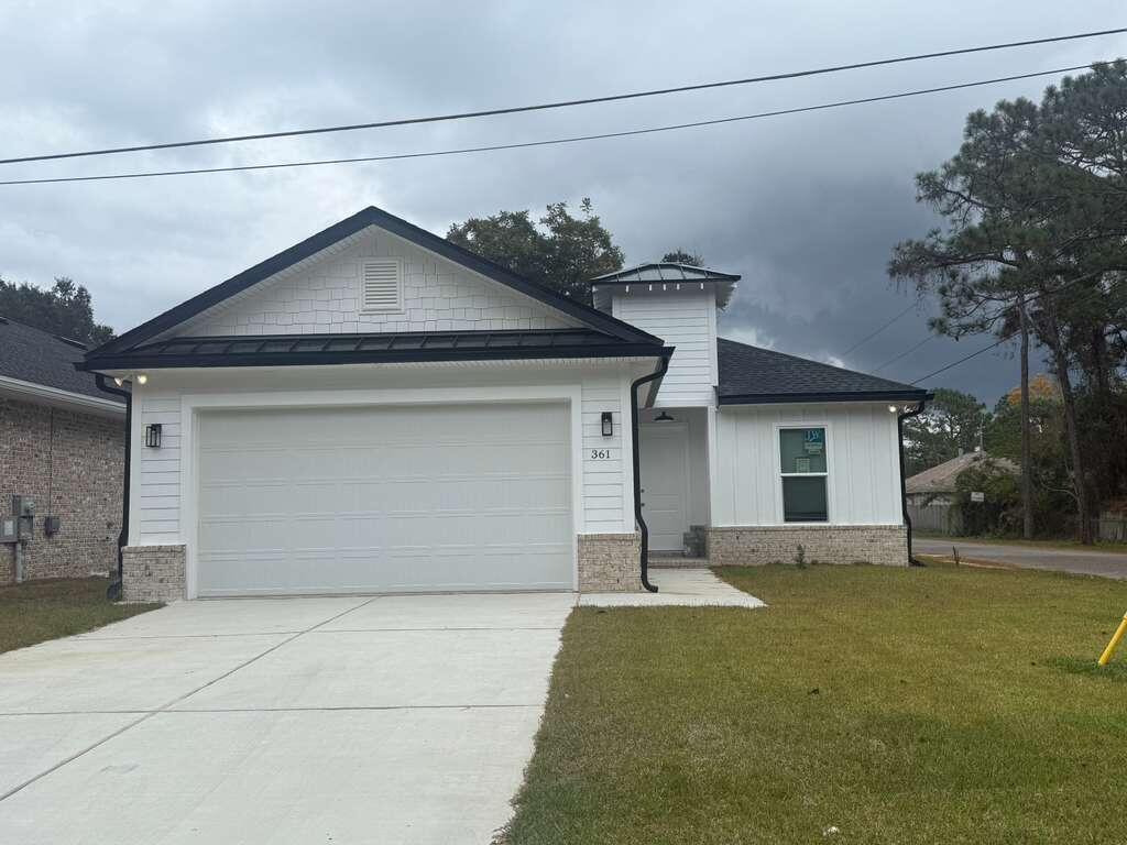 Foto principal - 361 County Line Rd