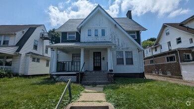 Building Photo - 1411 Yale Ave NW
