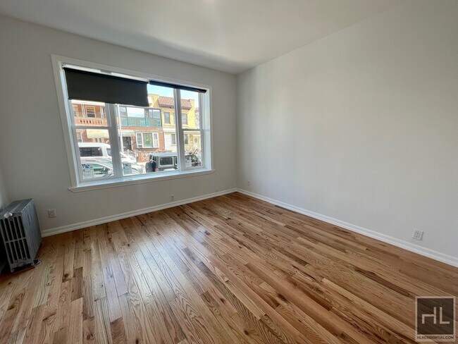 Foto del edificio - 1770 62 STREET
