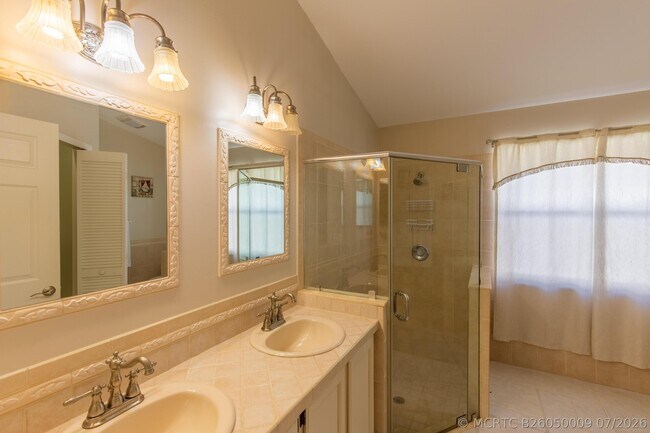 Foto del edificio - 2689 Fairway Cove Ct