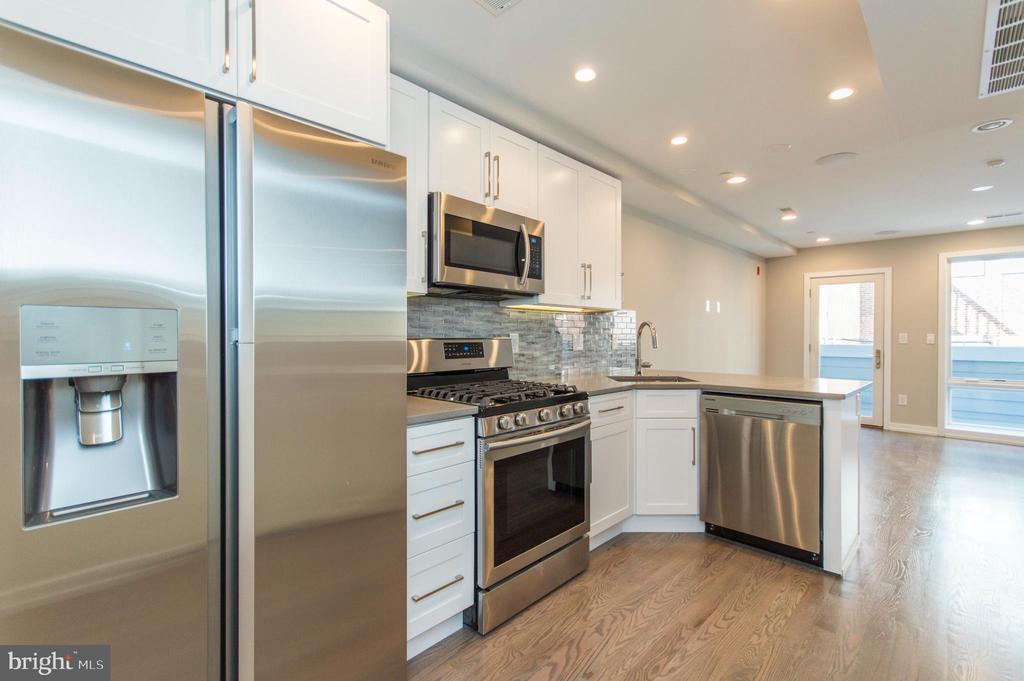 Foto principal - 1705 Bainbridge St