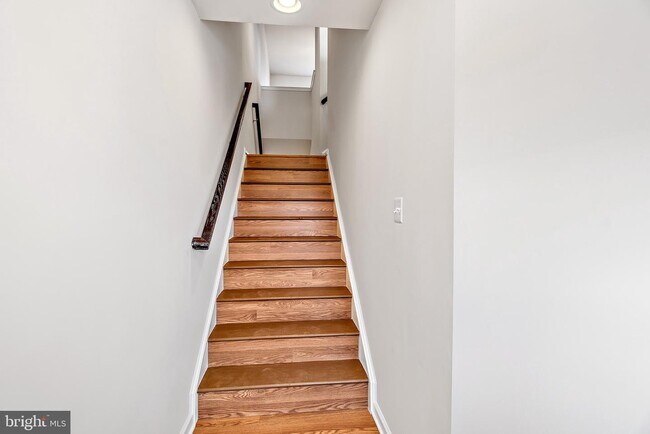 Foto del edificio - 1549 Wilmer Park Ln