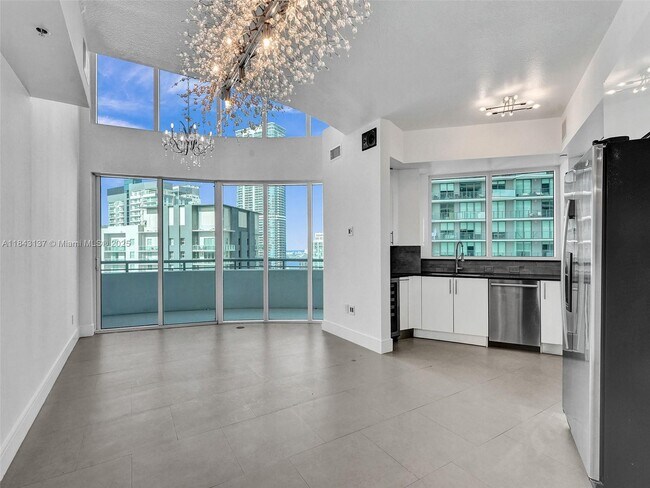 Foto del edificio - 60 SW 13th St
