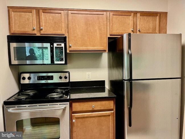 Photo - 11703 Olde English Dr Apartment