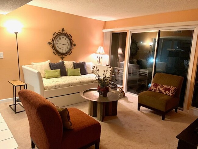 Building Photo - Fully Furnished Long Term Rental