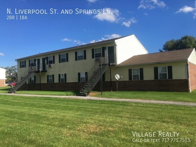 Building Photo - Affordable, upper-level (top floor!) 2-Bed...