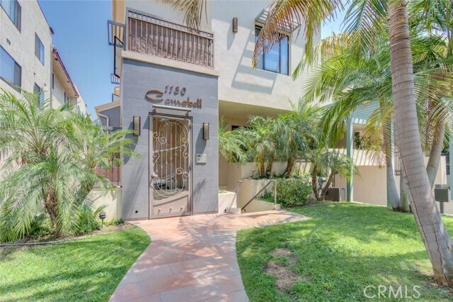 Foto principal - 1130 Campbell St