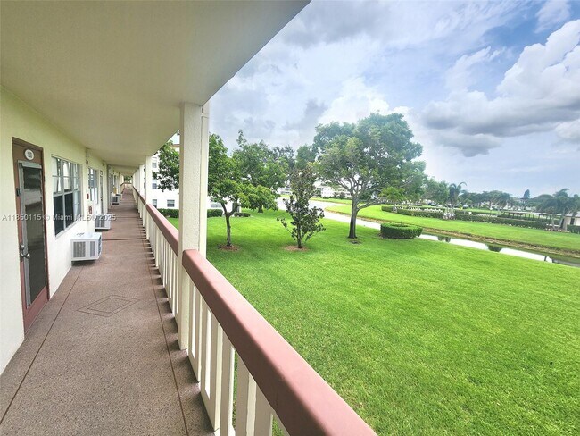 Foto del edificio - 188 Preston Way