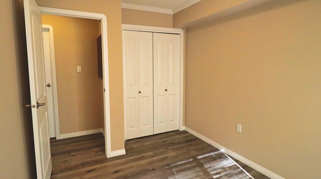 Building Photo - 5202 49 St