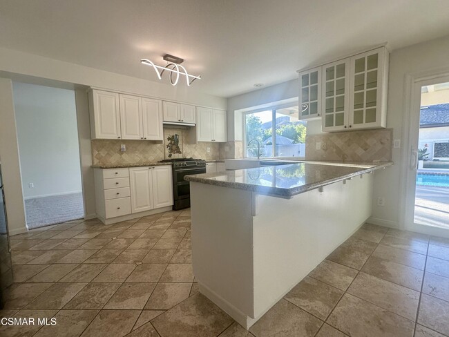 Building Photo - 26969 Helmond Dr