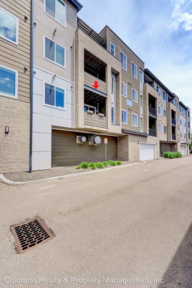 Building Photo - 2 br, 2 bath House - 420 East Fremont Plac...