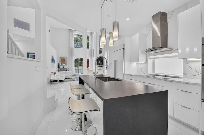 Foto del edificio - 5835 NW 42nd Terrace