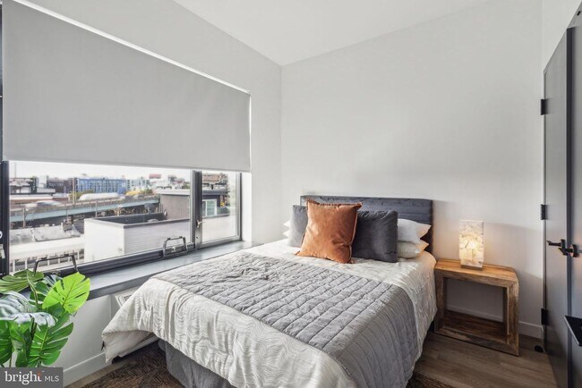 Foto del edificio - 1122 Frankford Ave