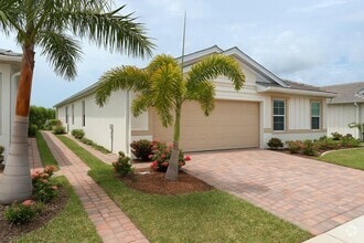 Building Photo - 1051 Enbrook Lp