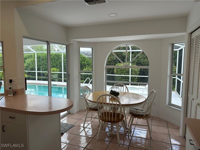 Foto del edificio - 740 Lambton Ln