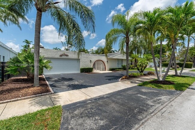 Building Photo - 9717 SW 93rd Terrace