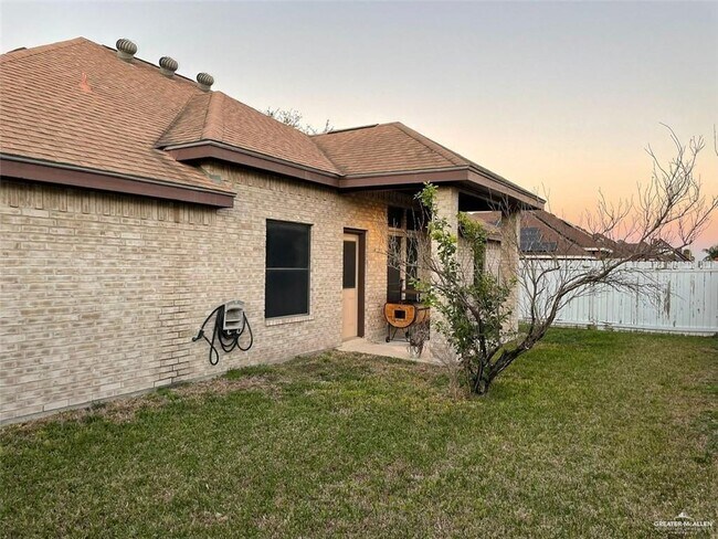 Foto del edificio - 4901 La Vista Ave