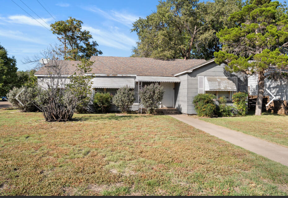 Foto principal - 3520 26th St