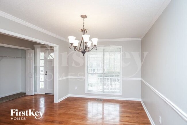 Building Photo - 9634 Fox Hunt Cir N