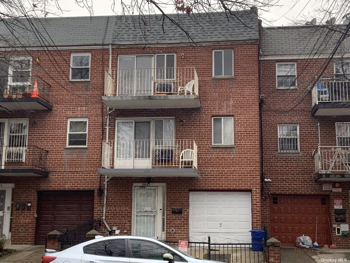 Primary Photo - 90-35 56th Ave