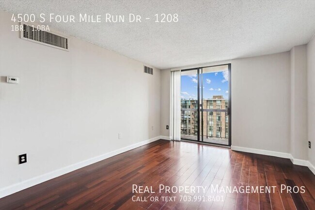 Foto del edificio - 4500 S Four Mile Run Dr