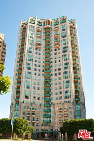 Building Photo - 10580 Wilshire Blvd