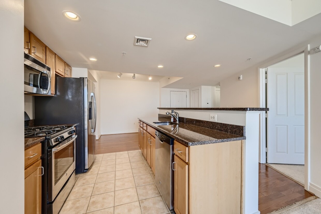 Gourmet Galley Kitchen - 414 Water St