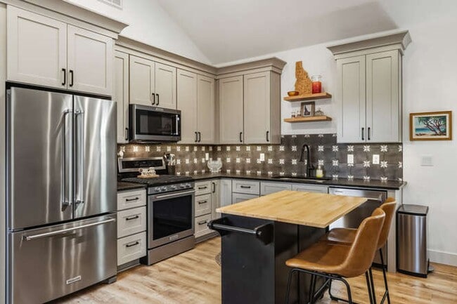 Building Photo - New Construction- High End 2 bed 2 bath (Pet friendly)- Move In April 1st, 2026