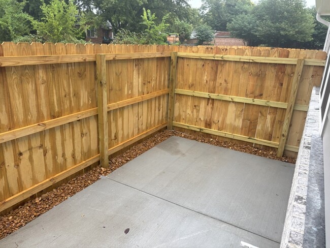 Foto del edificio - 439 Hobbs Ave