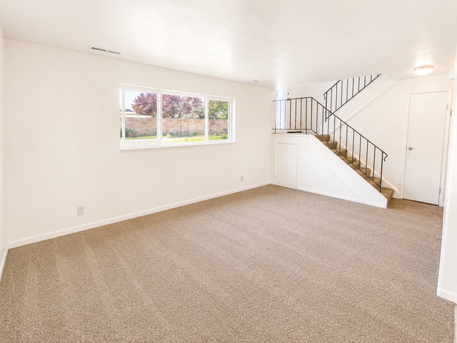Building Photo - Fortney 4 plex