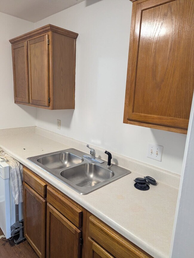 Foto del edificio - 932 Patty Cove