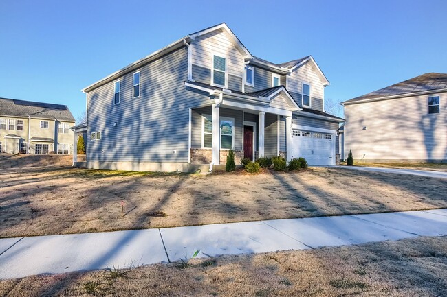 Building Photo - Five Bedroom Home in Raleigh