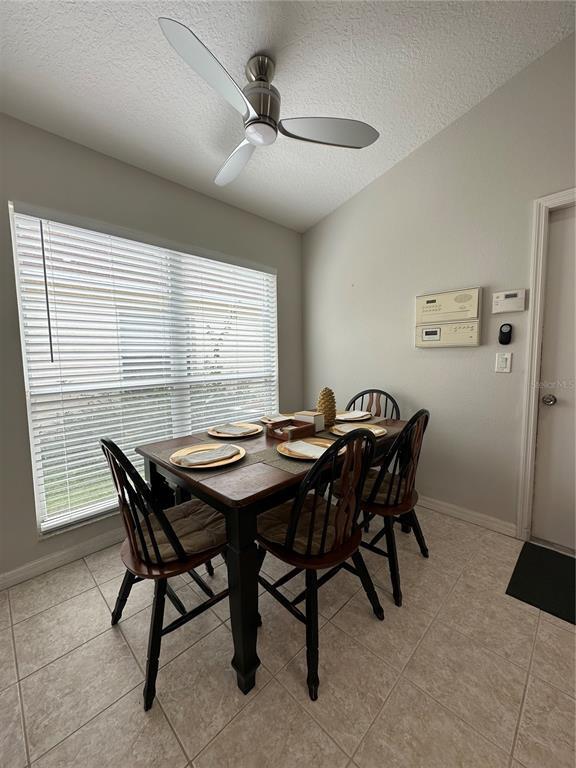 Building Photo - 29651 Birds Eye Dr