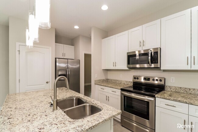 Foto del edificio - 431 ARKANSAS CT, POINCIANA, FL 34759