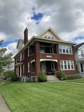 Building Photo - 1038 Overlook Ave