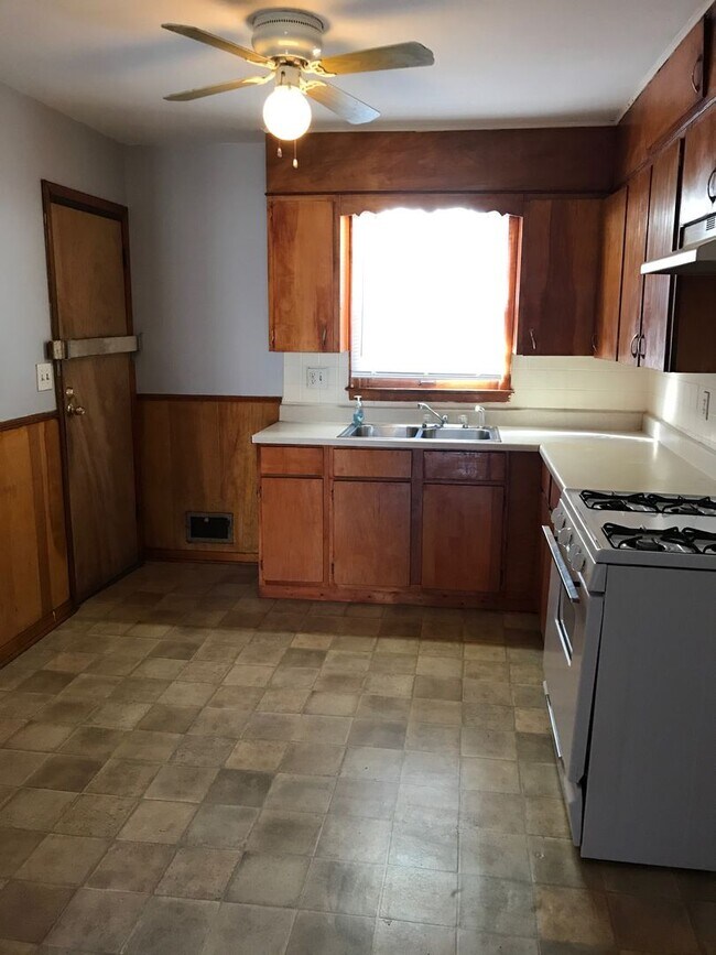 Foto del edificio - 6640-6642 Askew Ave