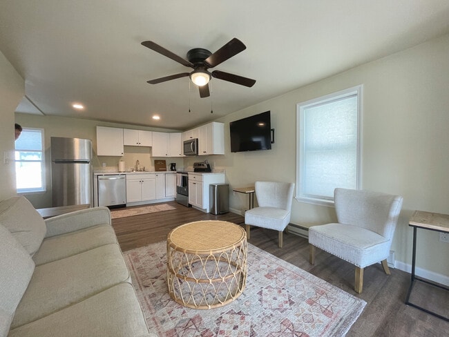 Photo - 100 Miller St Apartment