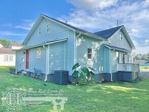 Building Photo - 406 W Clay St