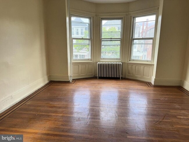 Building Photo - 4718 Hazel Ave