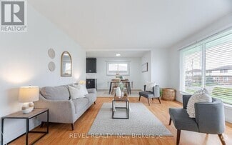 Building Photo - 283 Porter St