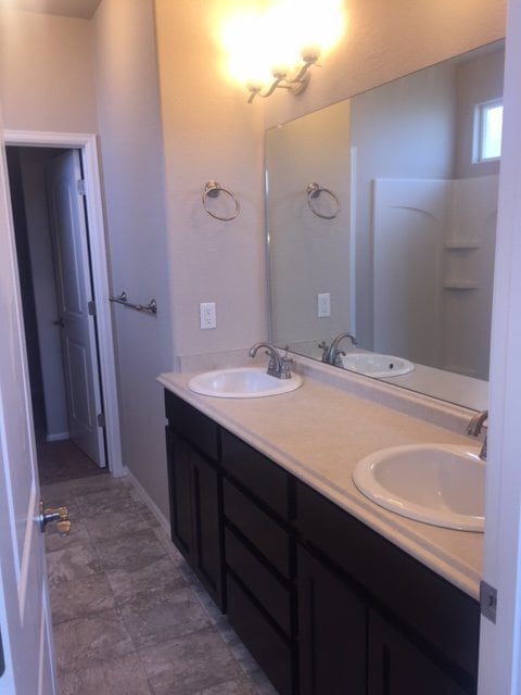 Building Photo - 3423 Curlew Dr