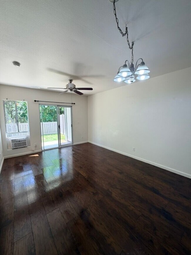 Foto del edificio - Streamside at Launani Valley 3 bedroom/2 bath with 2 parking