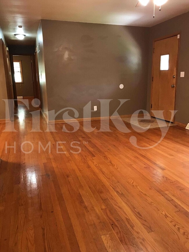 Building Photo - 8316 Stark Ave