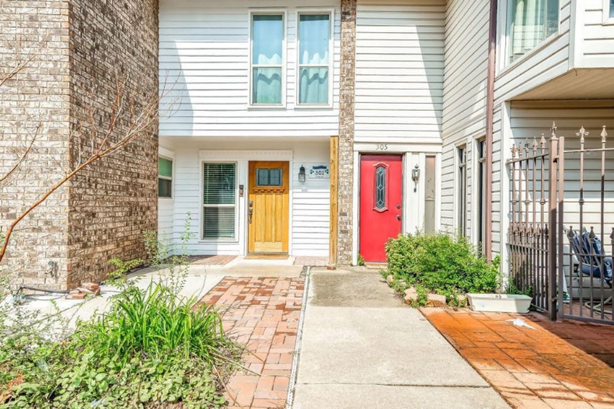 Beautifully Updated 3-Bed, 3-Bath Home in Moore - Beautifully Updated 3-Bed, 3-Bath Home in Moore