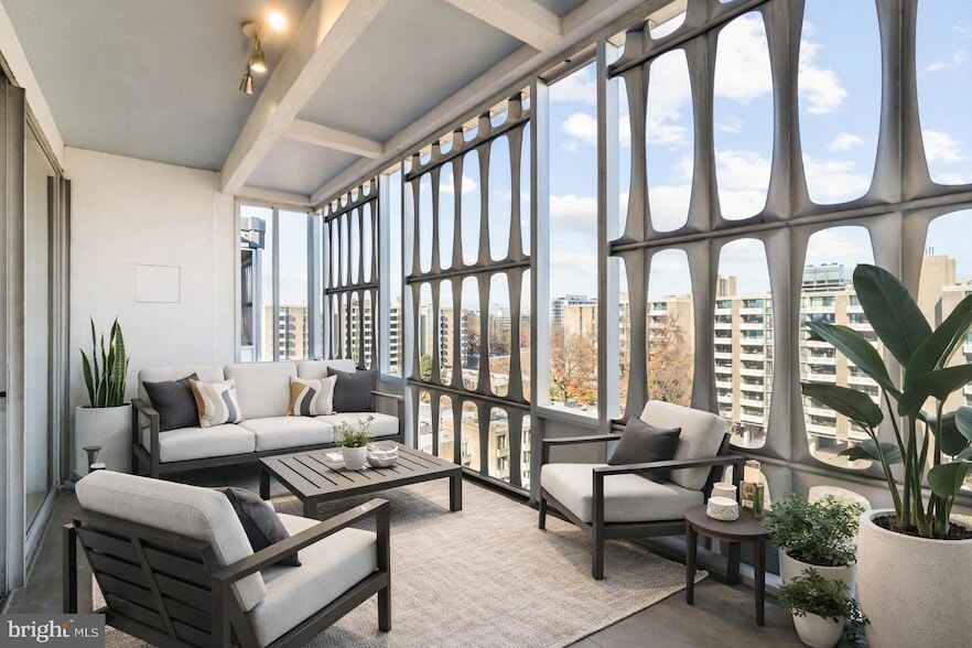 Photo - 1301 Delaware Avenue SW Unit