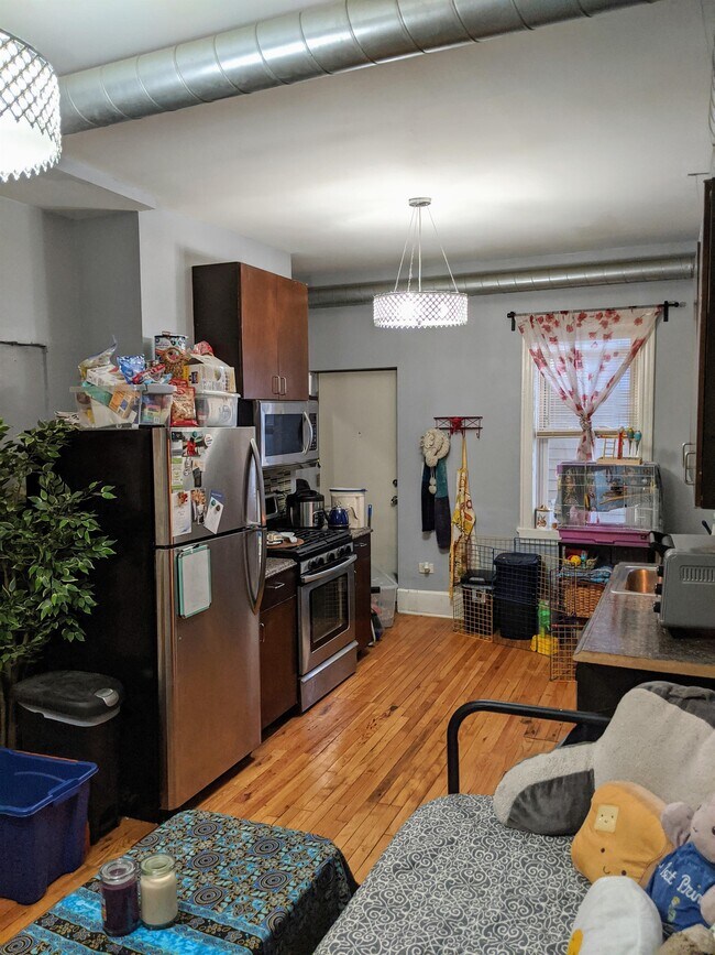 Foto del edificio - 1830 W 17th St