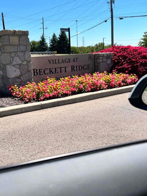 Foto del edificio - 8909 Eagleview Dr