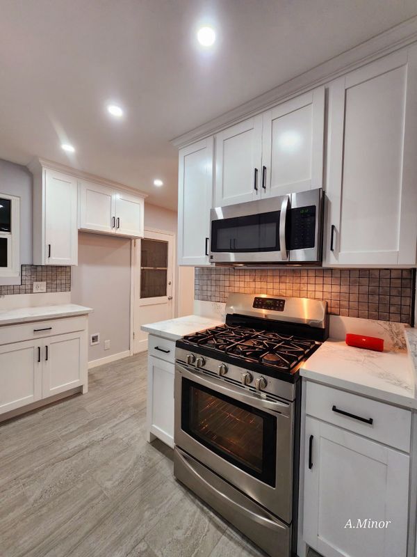 Foto del edificio - 525 W Almond St
